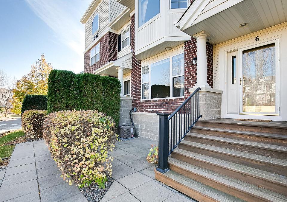 1st image of 13905 53rd Ave N APT 406