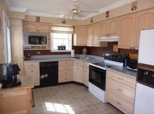 897 Windsong Dr, Arnold, MD 21012