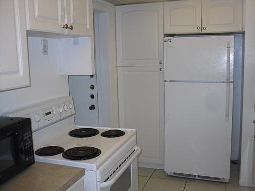 5th image of 3702 NE 171st St APT 5