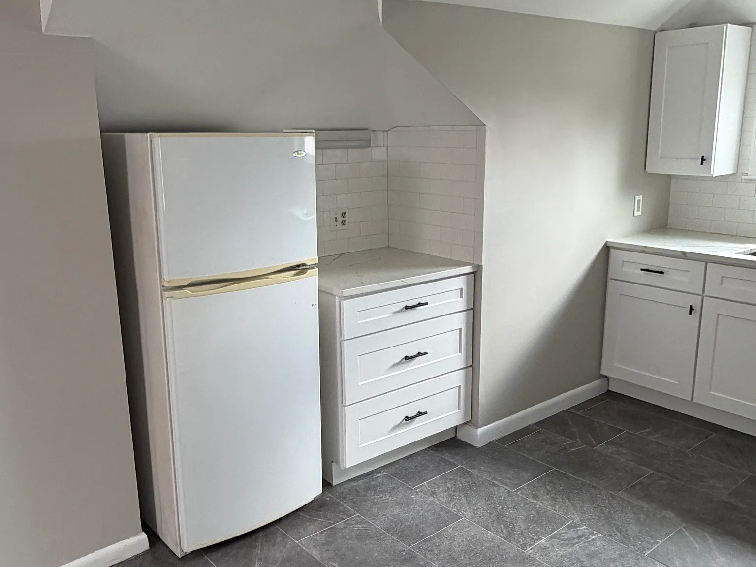 Studio, 500 sqft, $1,575 — Photo 2