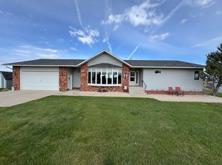 219 Uranium Dr, Lewistown, MT 59457