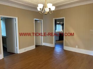 110 Henrietta St, Rochester, NY 14620