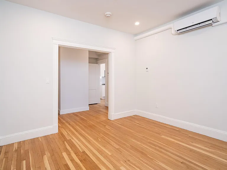 62 Prentiss St #3 — Photo 2