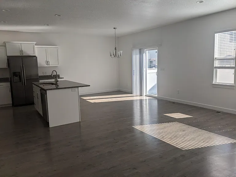 504 S Pegasus Way — Photo 21