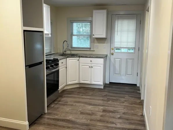 519 Main St #11, Hyannis, MA 02601