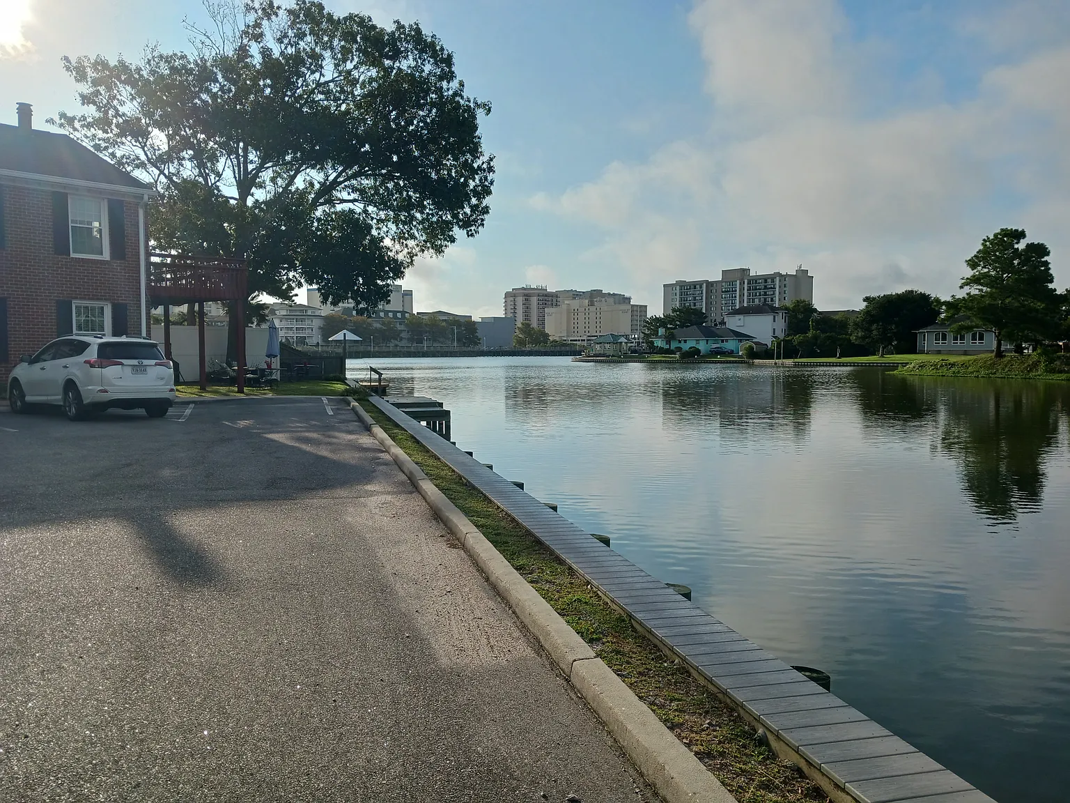 2 bed, 750 sqft, $1,895 — Photo 3
