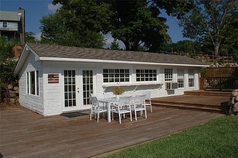 4th image of 1093 Greenwood Lake Tpke