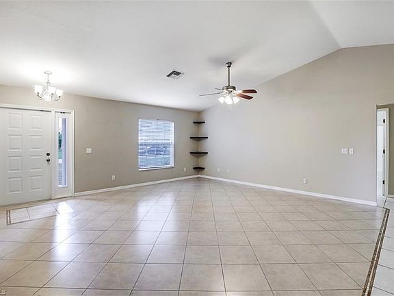 3rd image of 436 SE 13th Ave