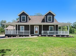 7676 W Crystal Lake Rd, Warsaw, IN 46580