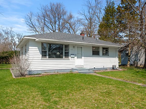 2nd image of 3081 Brookmont Dr