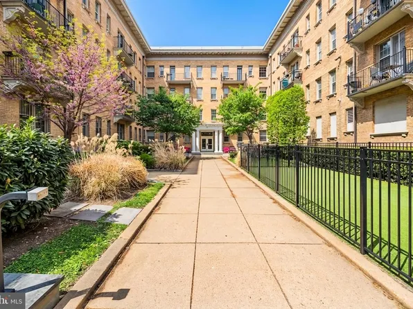 1401 Columbia Rd NW APT 205, Washington, DC 20009