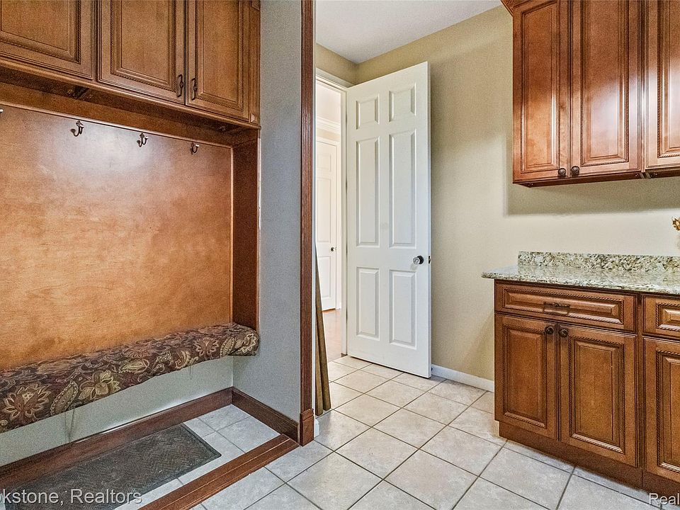 2115 Aldwin Dr, photo 15