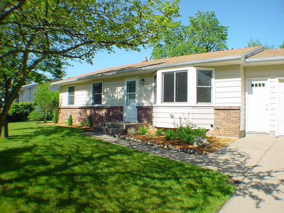1st image of 2749 Pohens Ave NW