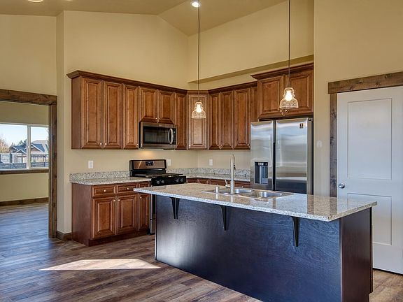 2nd image of 2045 W Parkway Ct