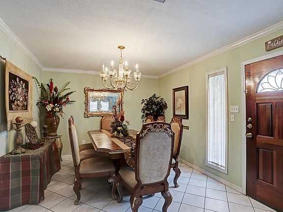 2nd image of 1532 Jacquelyn Dr