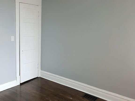 5th image of 1124 N Central Park Ave #1