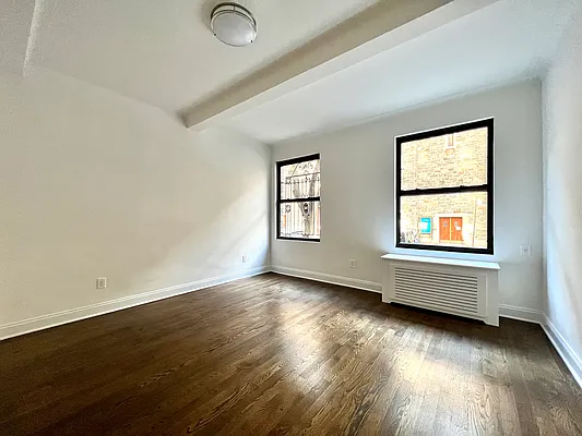 Rented by Corcoran | media 6