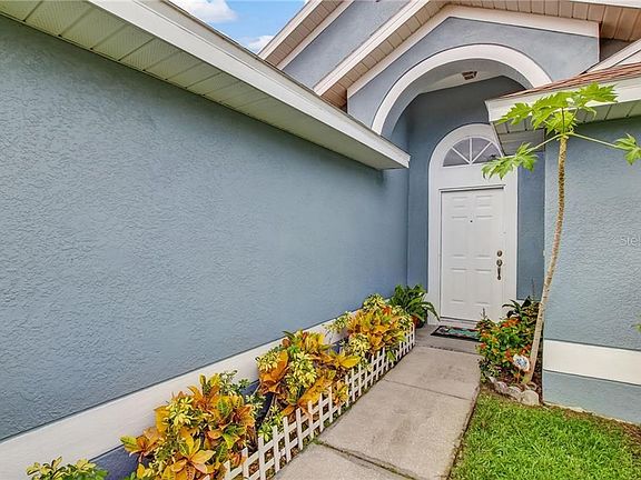 4th image of 10936 Brown Trout Cir