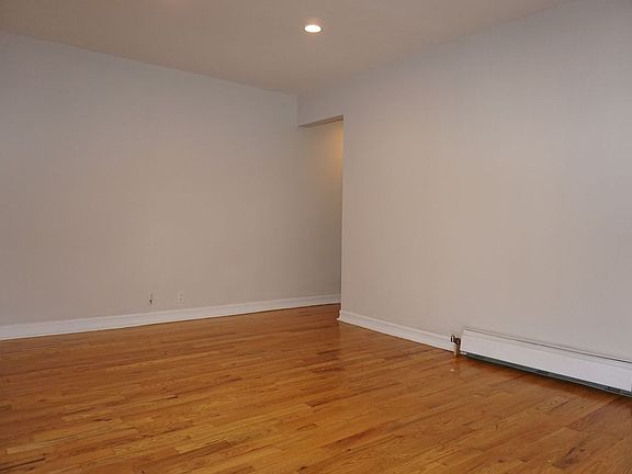 5th image of 711 Ocean Ave APT 1B