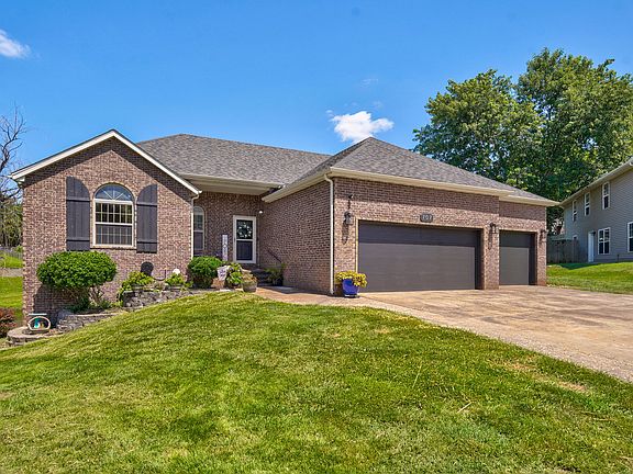 2nd image of 707 River Rock Court