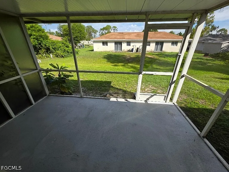 2408 Joe Ave S — Photo 17