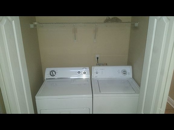 5th image of 2152 Hadleigh Hills Ct