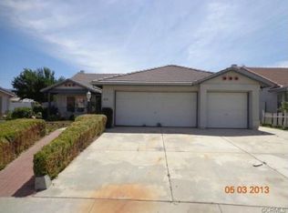 870 Colorado Dr, Hemet, CA 92544