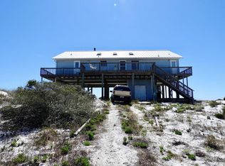 764 Gulf Shore Dr, Carrabelle, FL 32322