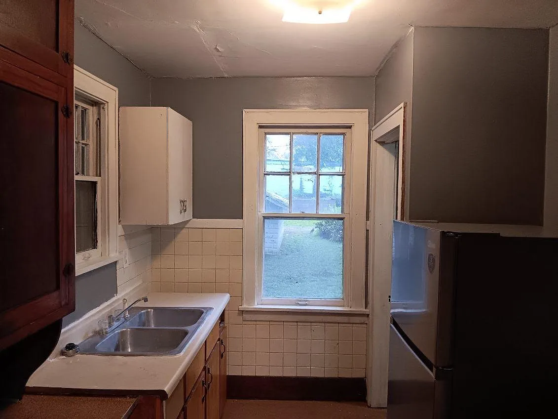 1809 S Stanley — Photo 3