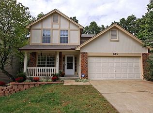 825 Ginger Wood Ct, Ballwin, MO