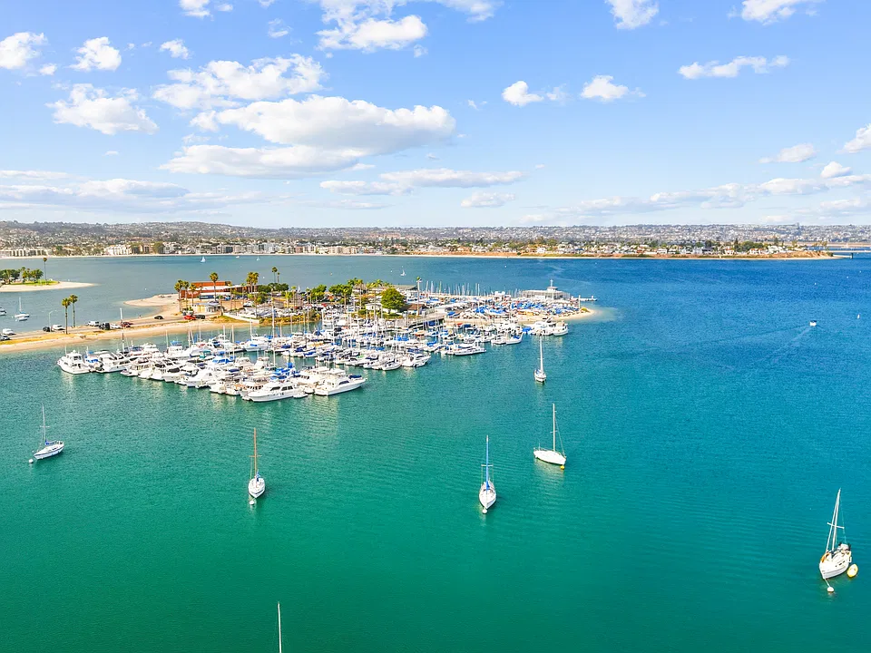 3366 Bayside Walk #2