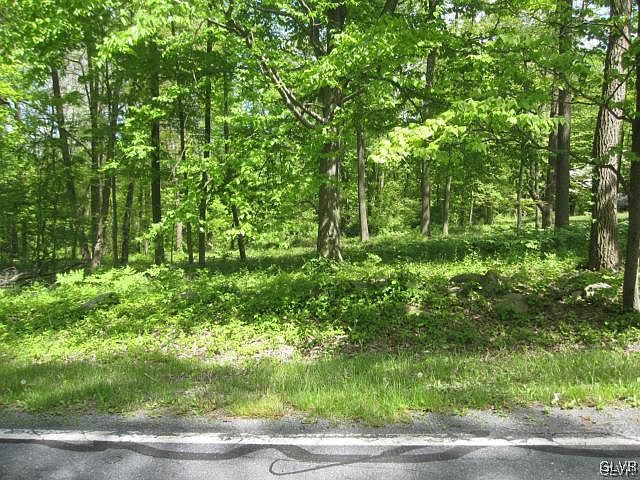 1st image of Maryann Dr
