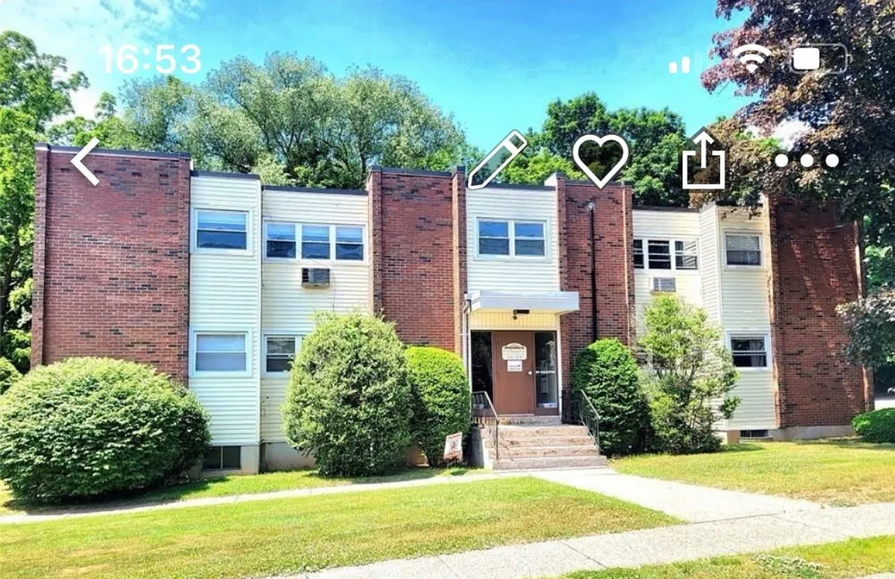 1 bed, 734 sqft, $1,500 — Photo 1