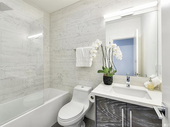 3rd image of 6423-6425 California St