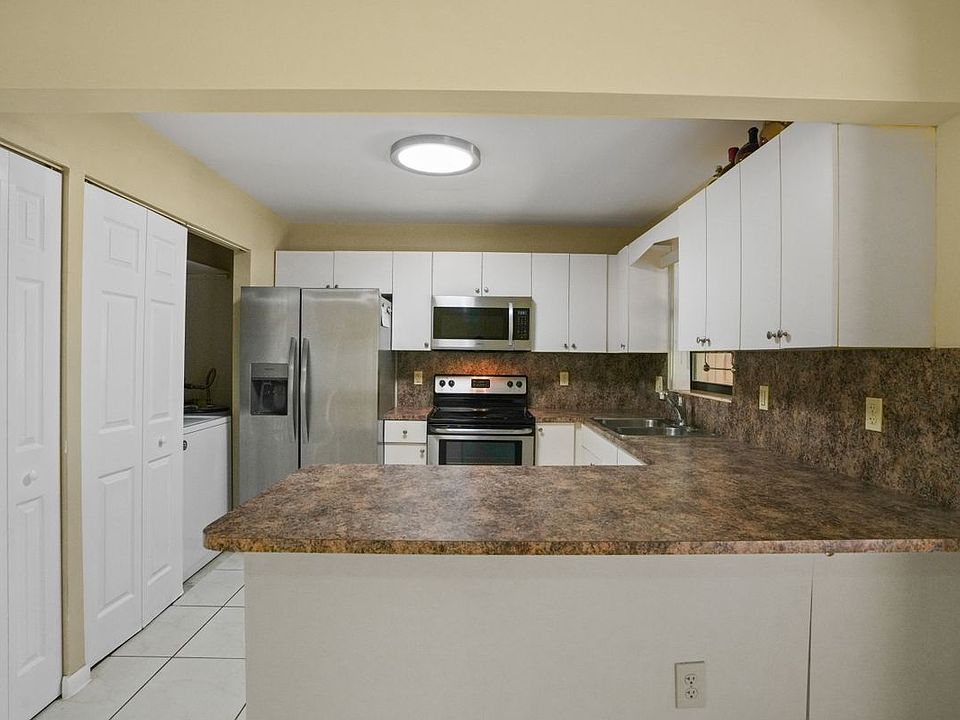 2nd image of 6227 SW 135th Ave #0