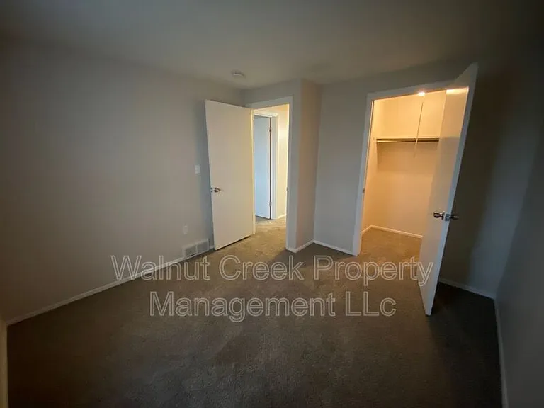 5520 Beavercrest Dr #12 — Photo 24