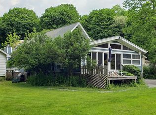 17 Diamond Dr, Lake Hopatcong, NJ 07849
