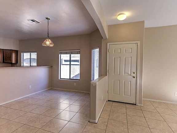 2nd image of 166 E Calle Puente Lindo