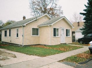 49 Waverly St, Milford, CT 06461