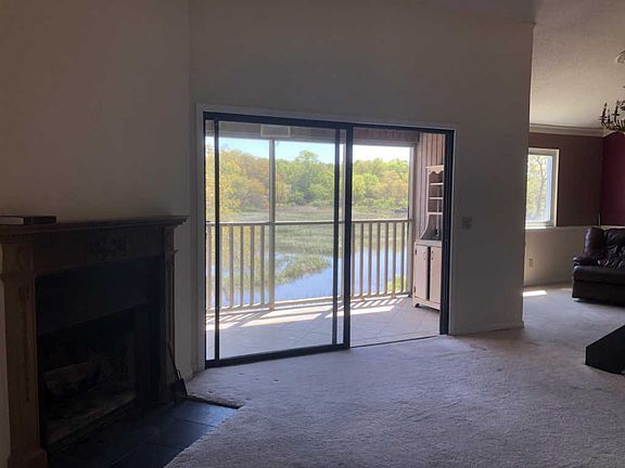 5th image of 1148 Village Creek Ln APT 3