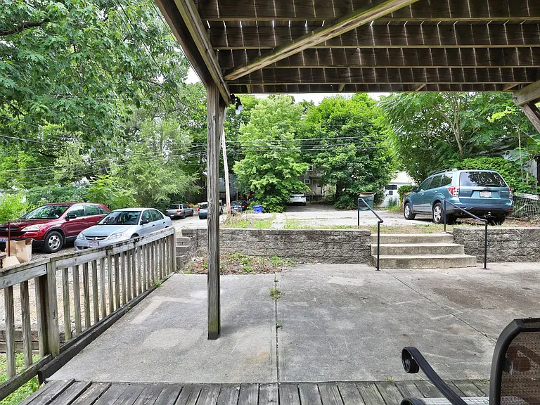 212 E Patterson Ave — Photo 36