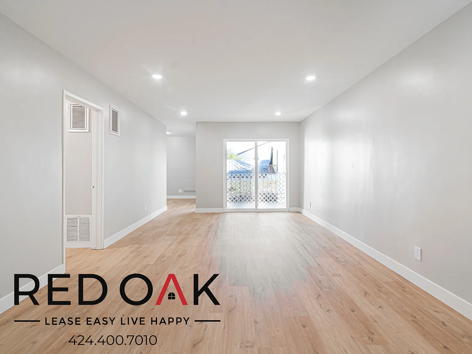 ~1 Week FREE~ Cheerful Two Bedroom with Stainless Appliances, Private Balcony, Loads of Natural L... — Photo 2