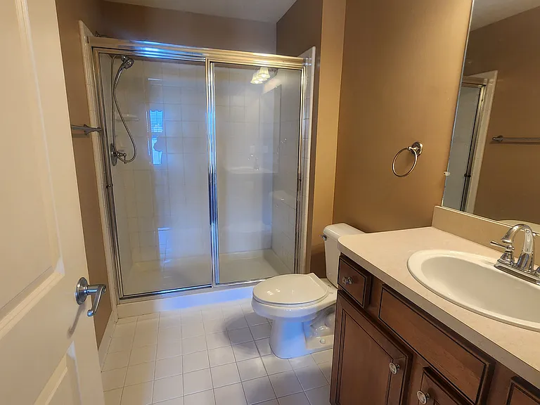 6146 Lone Oak Cir #B1 — Photo 26