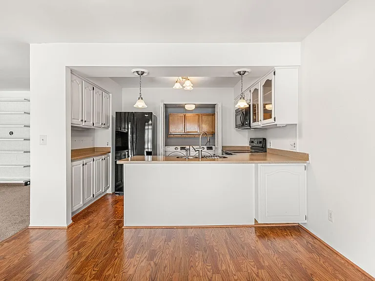 730 Cliffs Dr #303-A — Photo 12