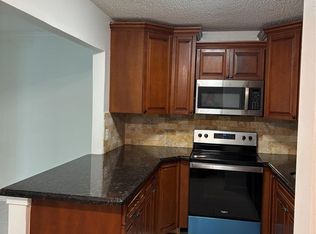 711 Sunny Pine Way APT B2, Greenacres, FL 33415
