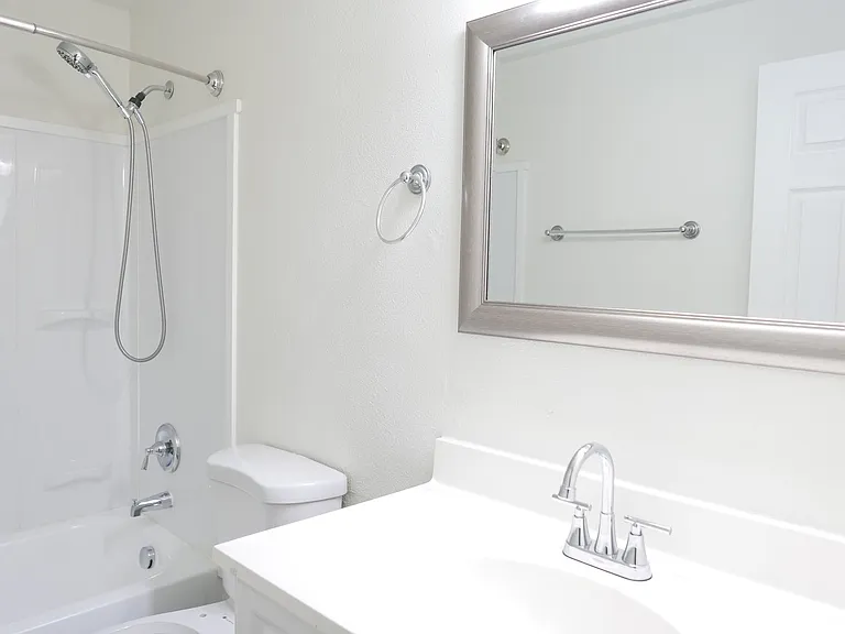 Westwood Apartments ** On-site Laundry Facilities, Off-Street Parking & Private Patio or Balcony — Photo 7