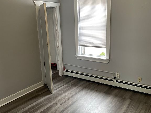5th image of 29-31 Grant Ave #2