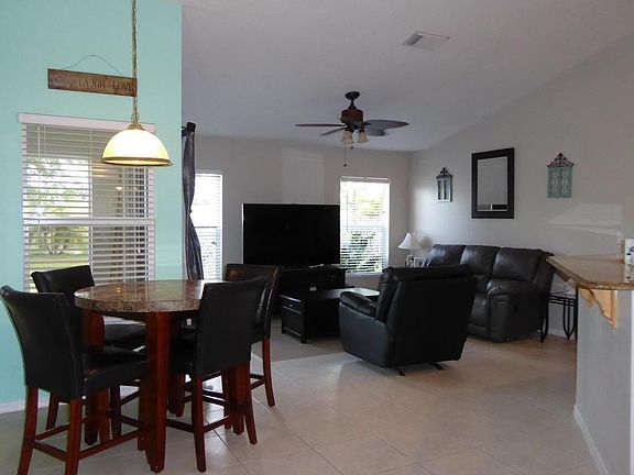breakfast area and family room