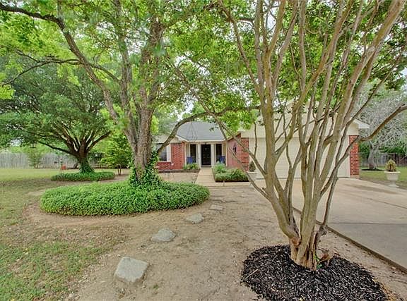 3rd image of 1426 Saint Croix Ln