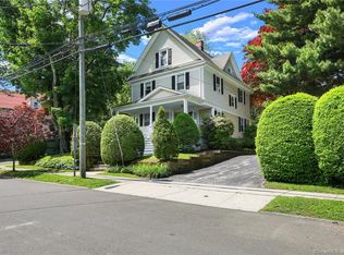 204 Knickerbocker Ave, Stamford, CT 06907